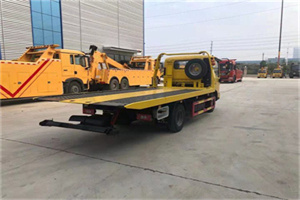 开阳非事故拖车